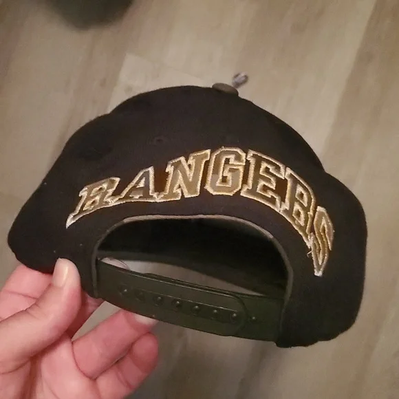 Texas Rangers Hat - Picture 3 of 4